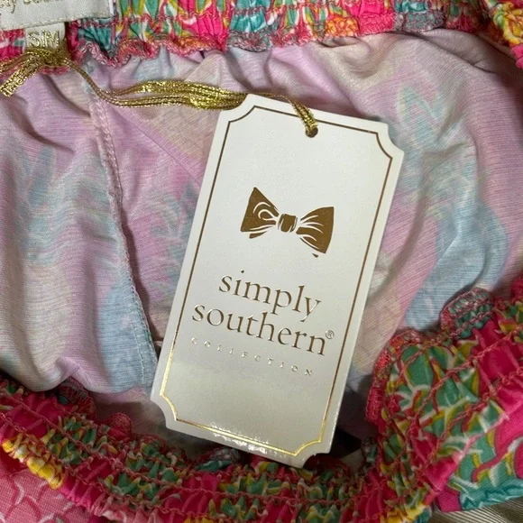 Simply Southern NWT Pineapple 🍍 print pink lounge shorts  S/M - Picture 6 of 9